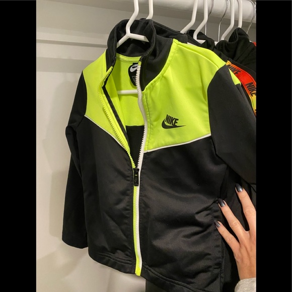 Nike jacket only - Picture 1 of 2